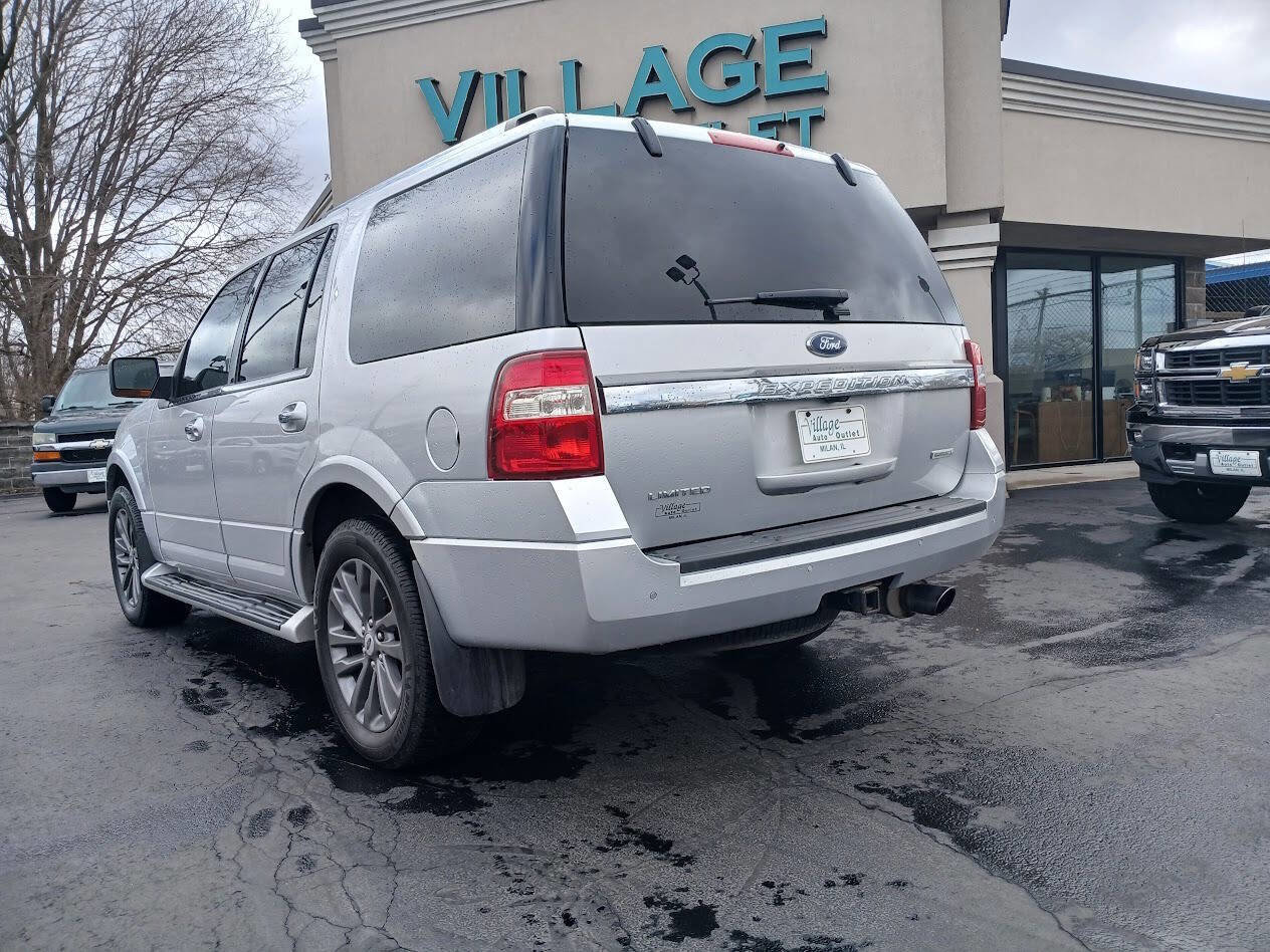 Used 2016 Ford Expedition Limited AWD/4WD image 6