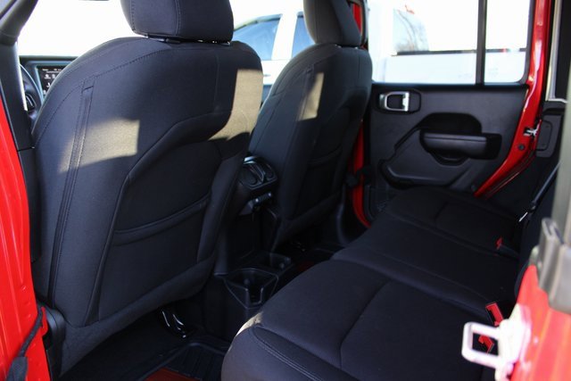 Used 2022 Jeep Wrangler Unlimited Sport image 32