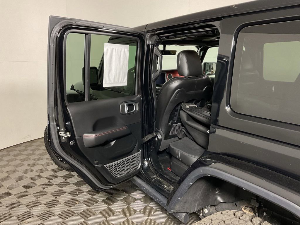 Used 2020 Jeep Wrangler Unlimited Rubicon w/ Uconnect 4C Nav & Sound Group AWD/4WD image 33