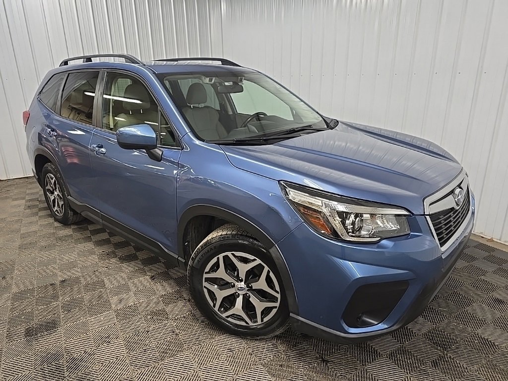 Used 2019 Subaru Forester Premium w/ All-Weather Package image 4