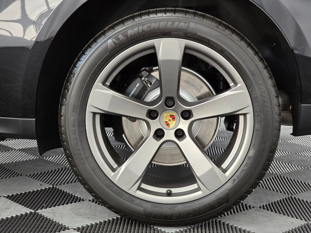 New 2026 Porsche Macan image 25