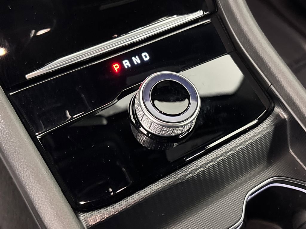 Used 2025 Jeep Grand Cherokee L Laredo image 23