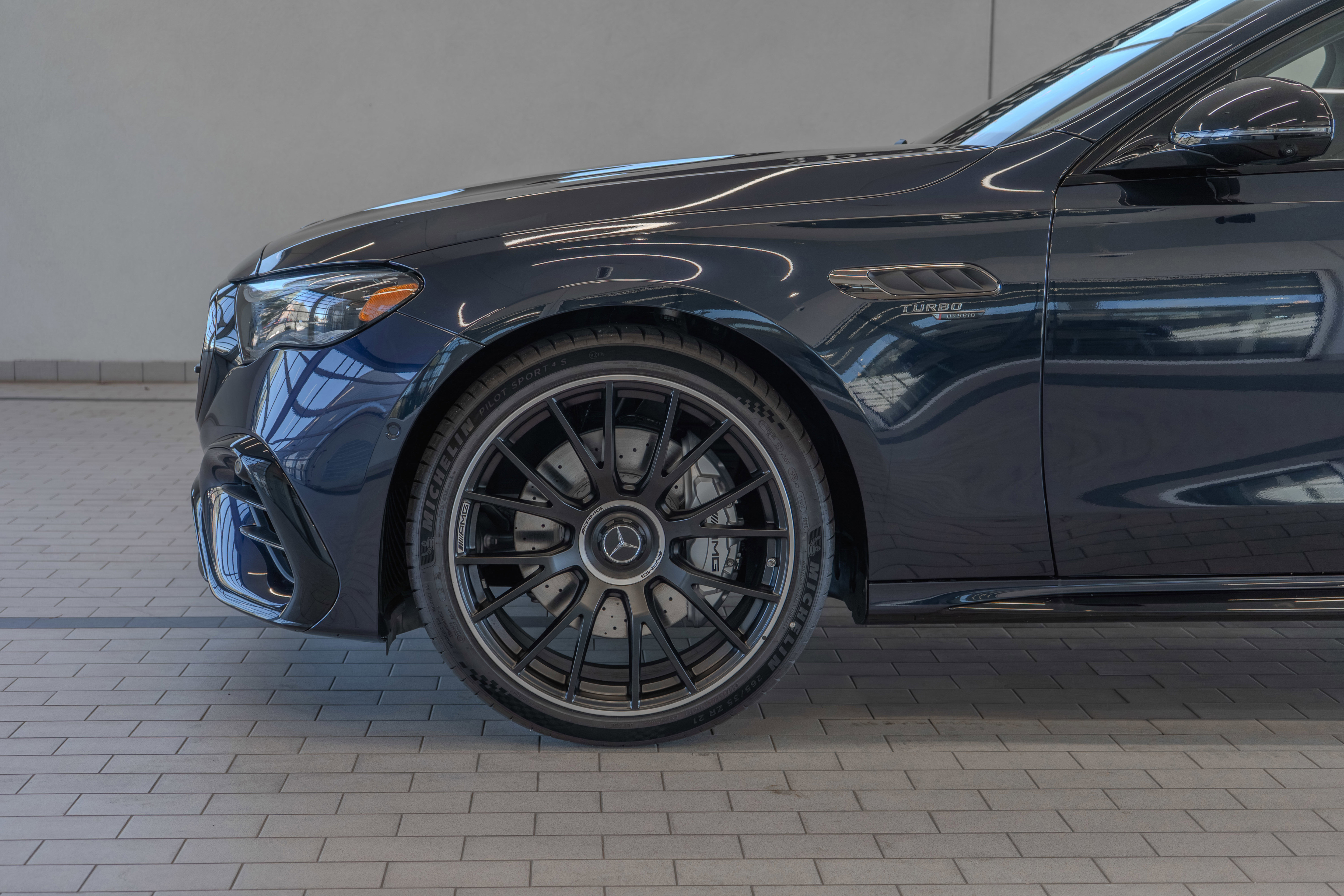 New 2026 Mercedes-Benz E 53 AMG 4MATIC Sedan image 4