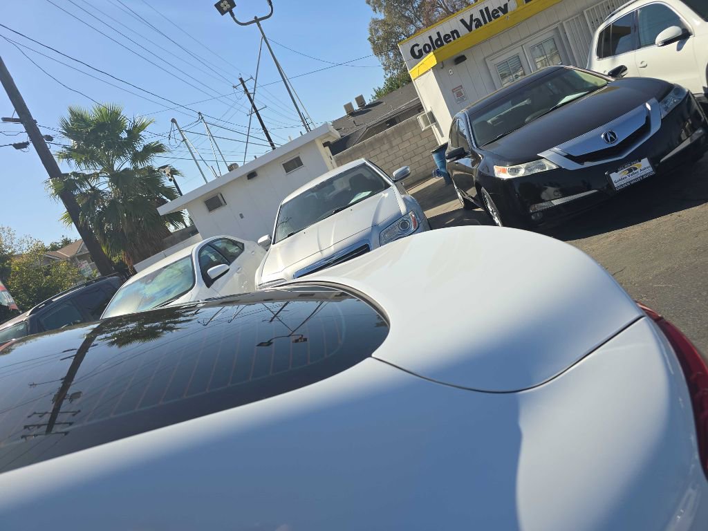 Used 2016 Chrysler 200 Limited w/ Convenience Group image 9