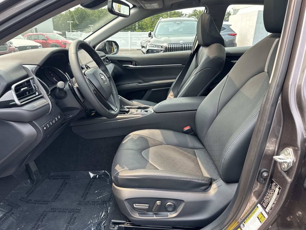 Used 2023 Toyota Camry XSE w/ Navigation Package FWD image 26