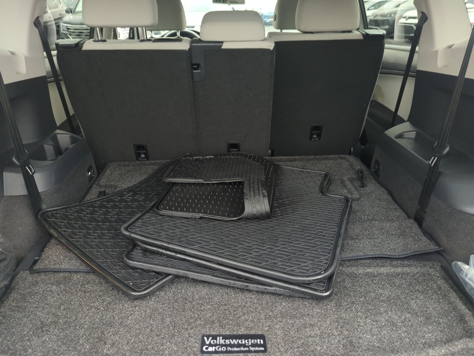 Used 2020 Volkswagen Tiguan S image 29