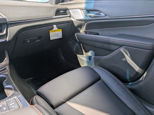 New 2025 Cadillac CT4 V w/ Climate Package AWD/4WD image 19