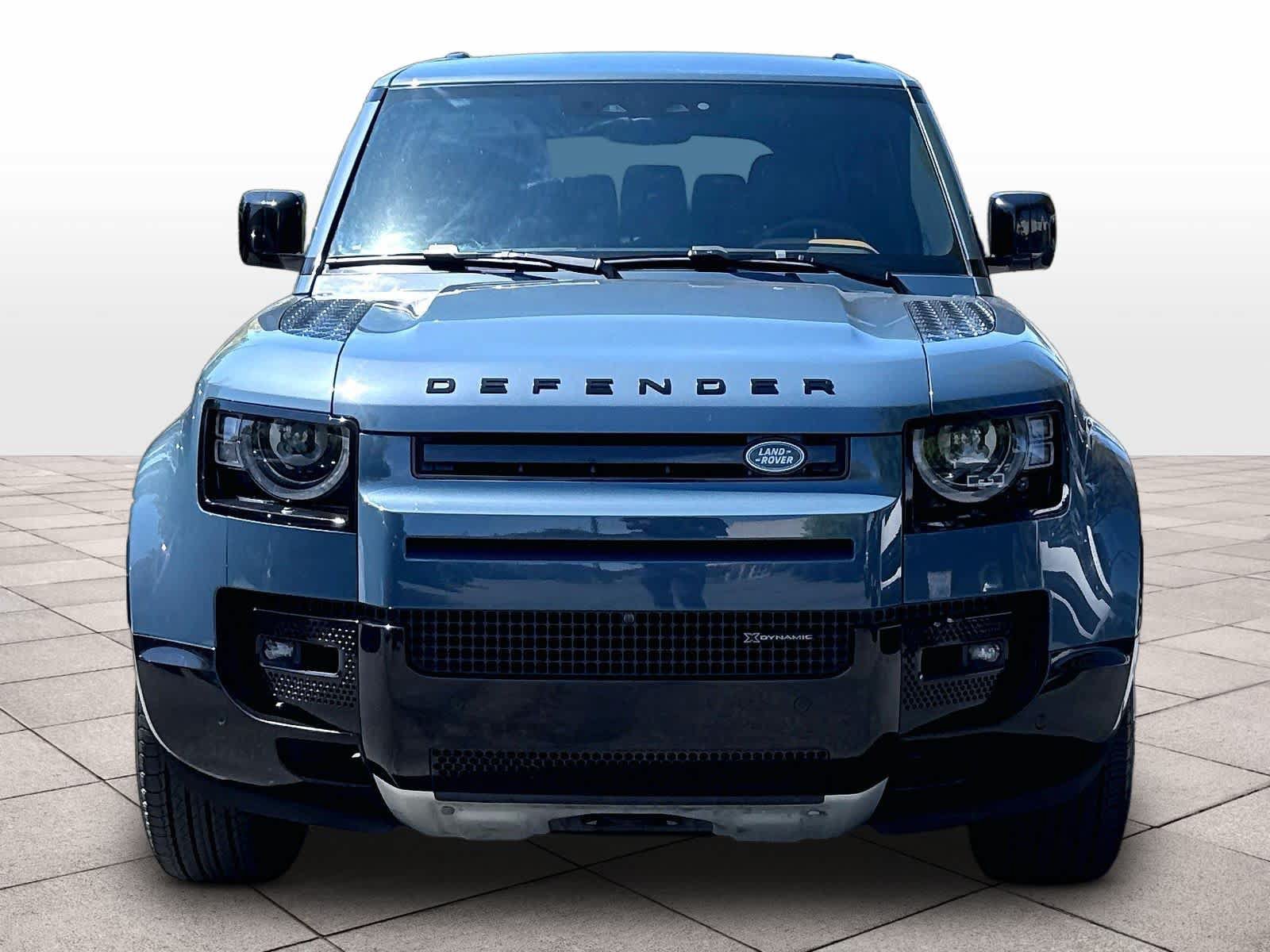 Used 2023 Land Rover Defender 110 X-Dynamic SE AWD/4WD image 3