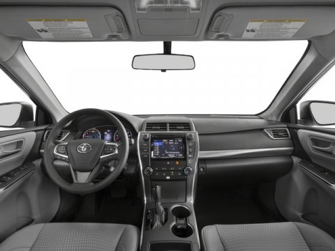 Used 2017 Toyota Camry SE w/ Moonroof Package image 11
