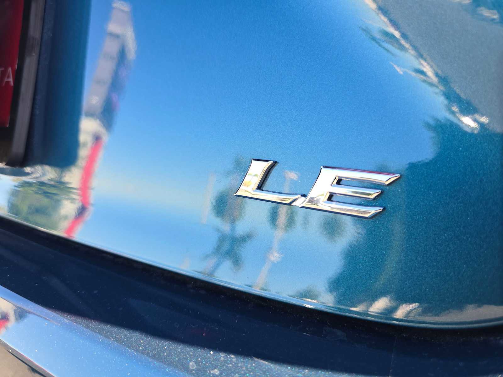 Used 2025 Toyota Camry LE image 13