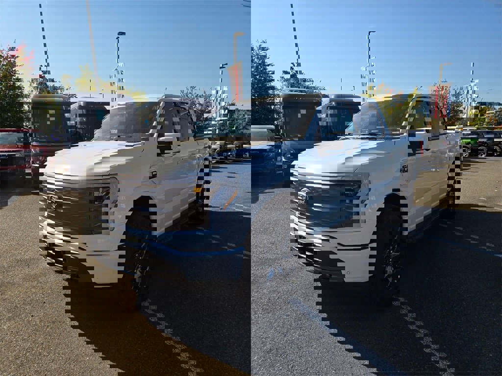 New 2025 Ford F150 Lightning Lariat