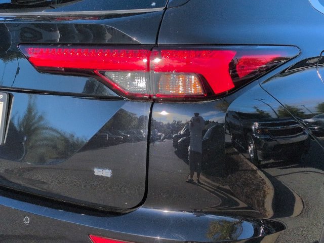 Used 2024 Mitsubishi Outlander SE AWD/4WD image 12