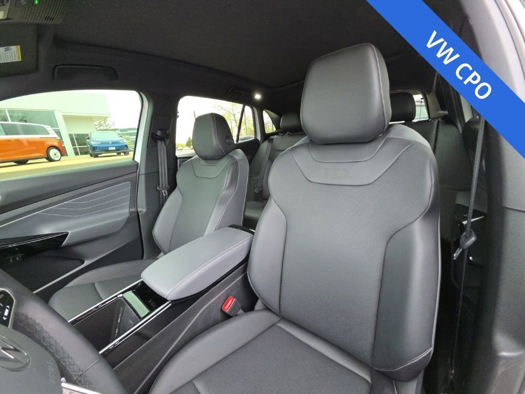 Certified 2023 Volkswagen ID.4 Pro S Plus AWD/4WD image 8