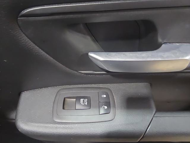 Used 2022 RAM 1500 Tradesman w/ Level 1 Safety Group AWD/4WD image 11