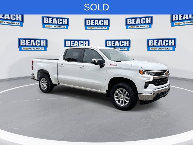 New 2026 Chevrolet Silverado 1500 LT w/ Z71 Off-Road Package AWD/4WD image 2