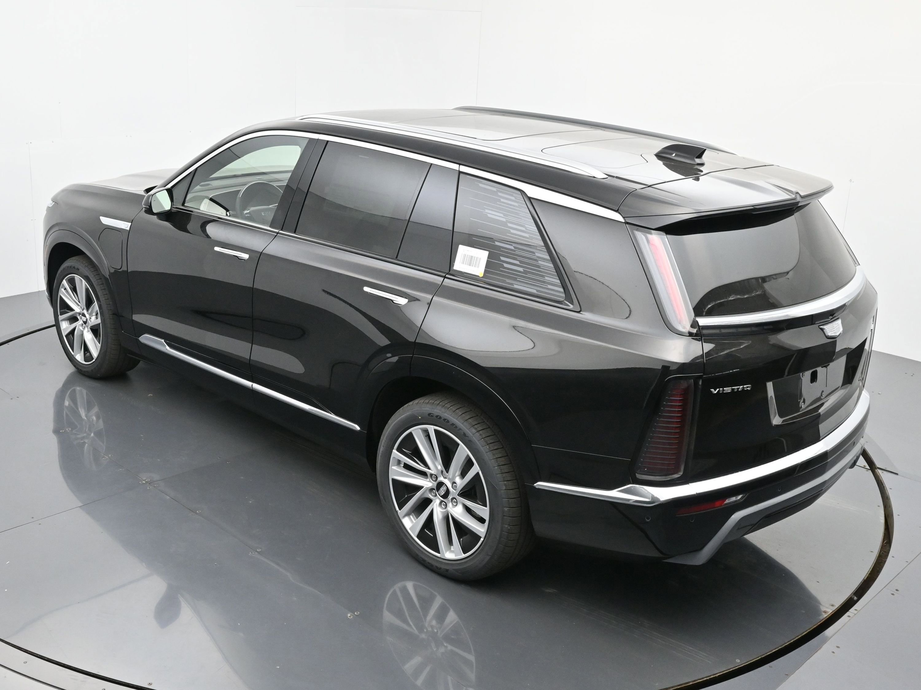 New 2026 Cadillac Vistiq Luxury w/ LPO, Floor Liner Package image 25