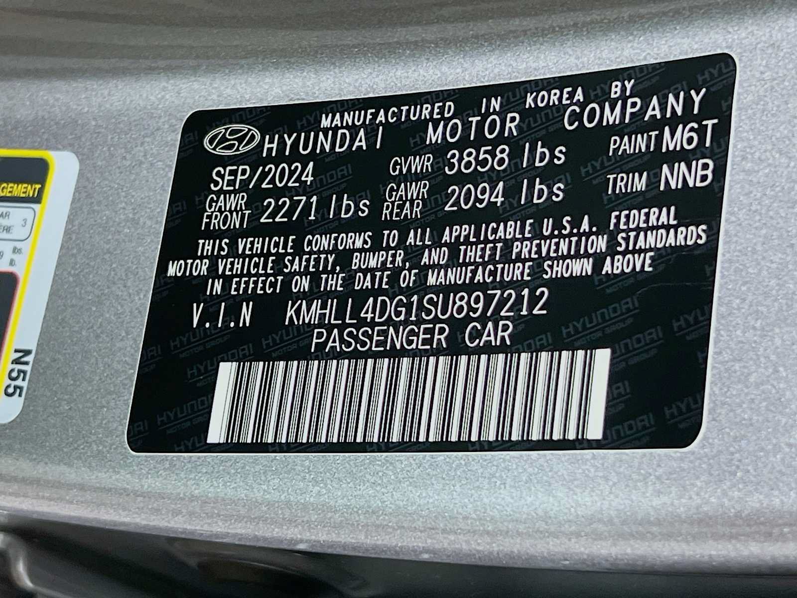 Certified 2025 Hyundai Elantra SE FWD image 30