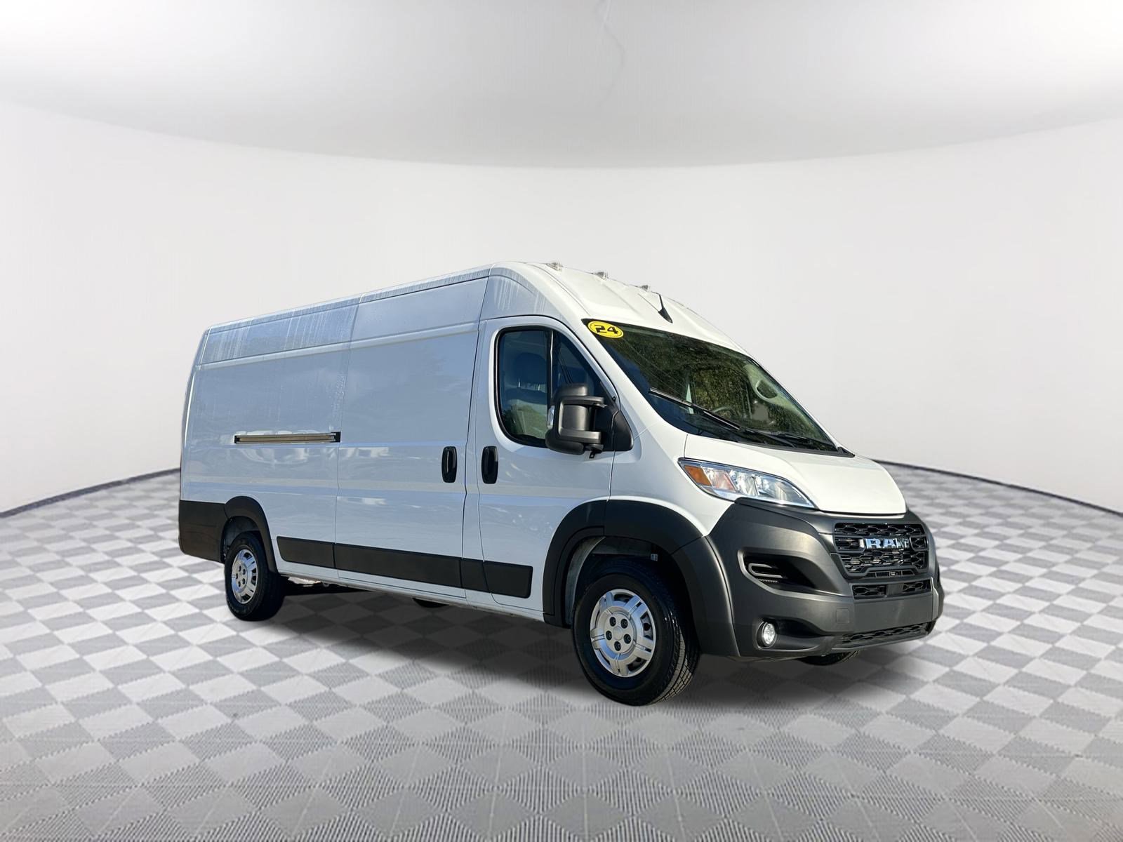 Used 2024 RAM ProMaster 3500 w/ Convenience Group image 4