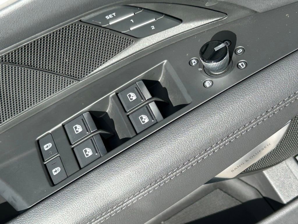 Used 2023 Audi e-tron GT Premium Plus AWD/4WD image 64