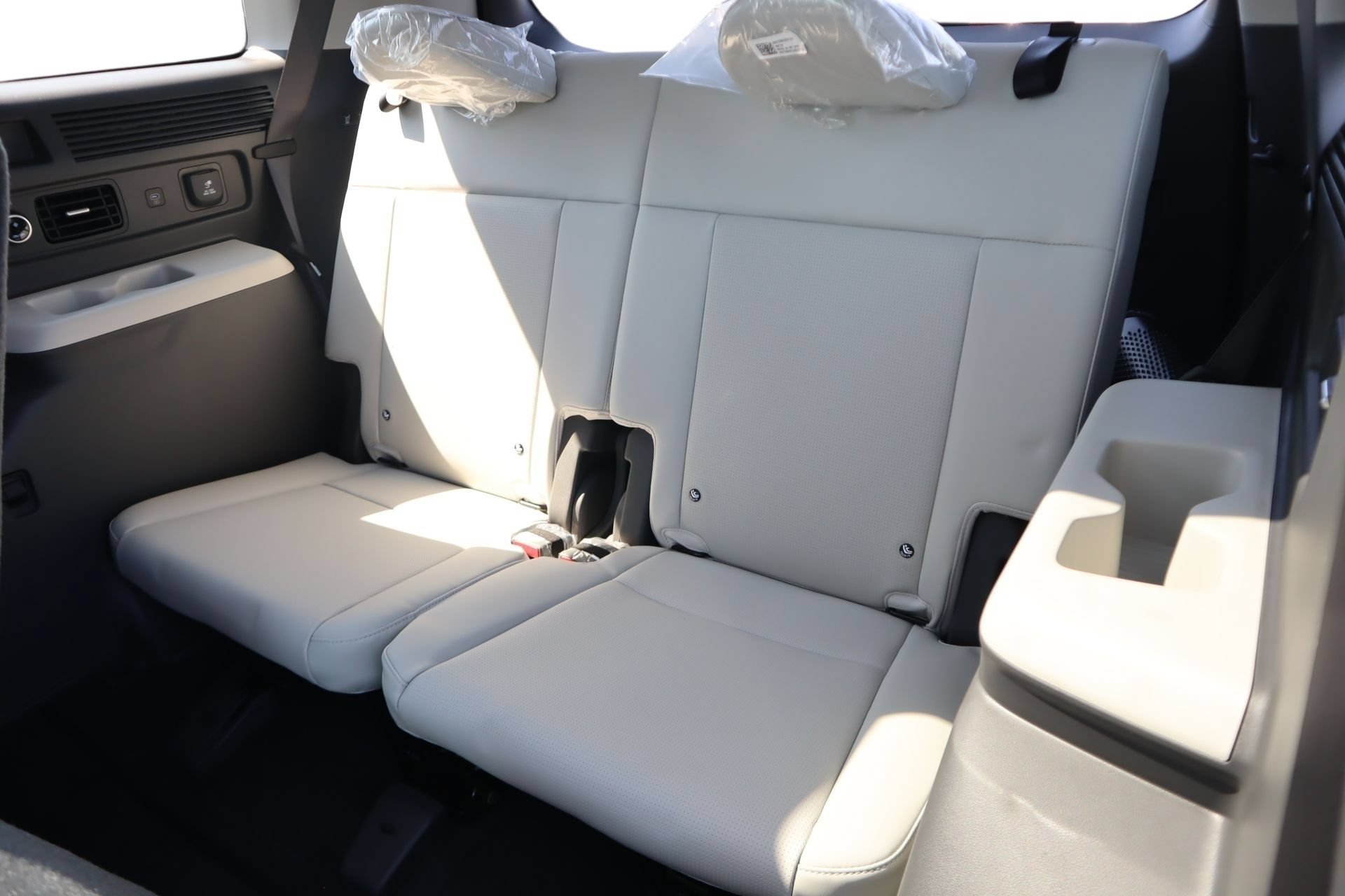 New 2027 Hyundai Santa Fe Calligraphy w/ Tow & Go Package FWD image 19