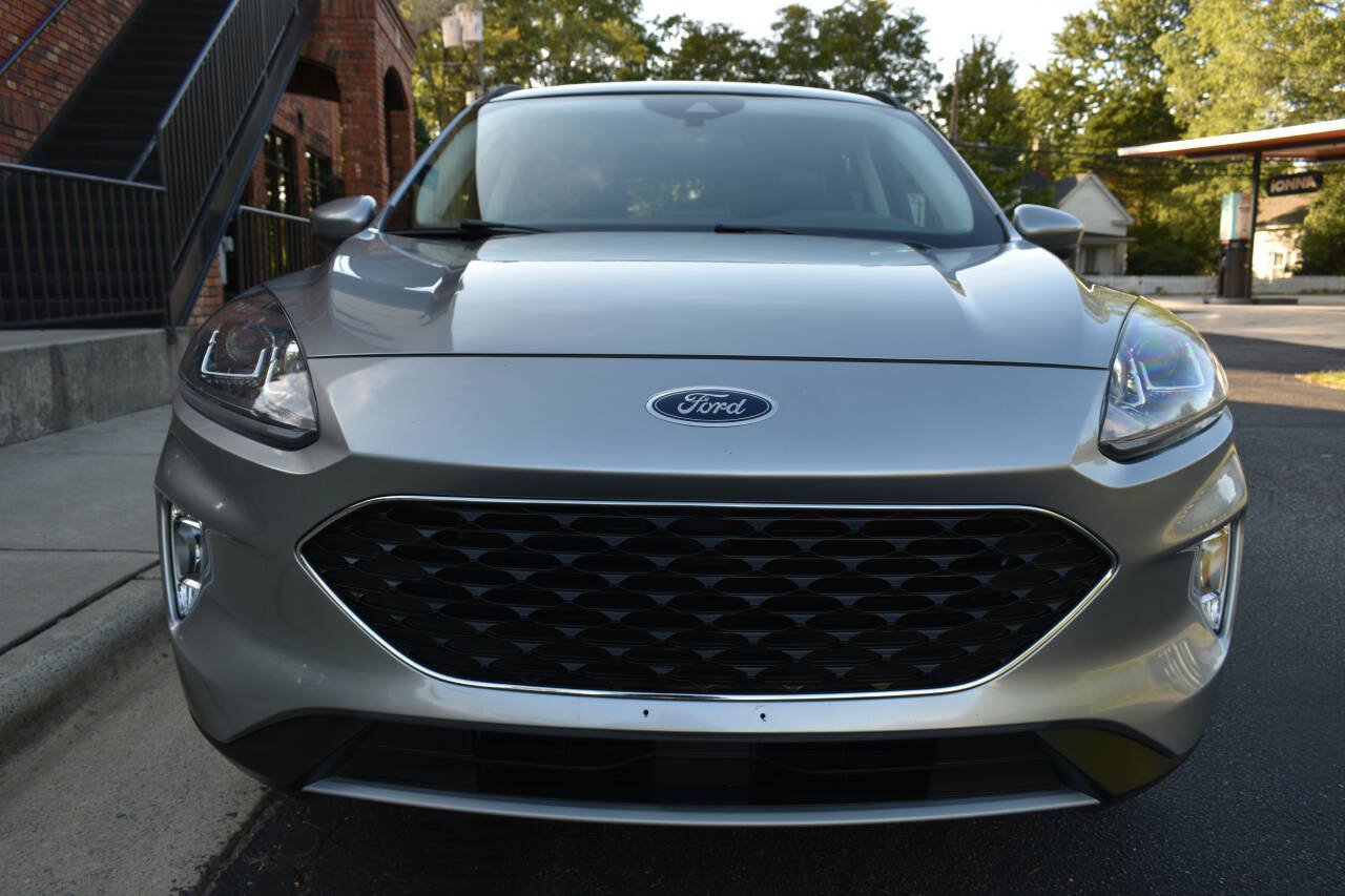 Used 2021 Ford Escape SEL w/ Technology Package FWD image 5