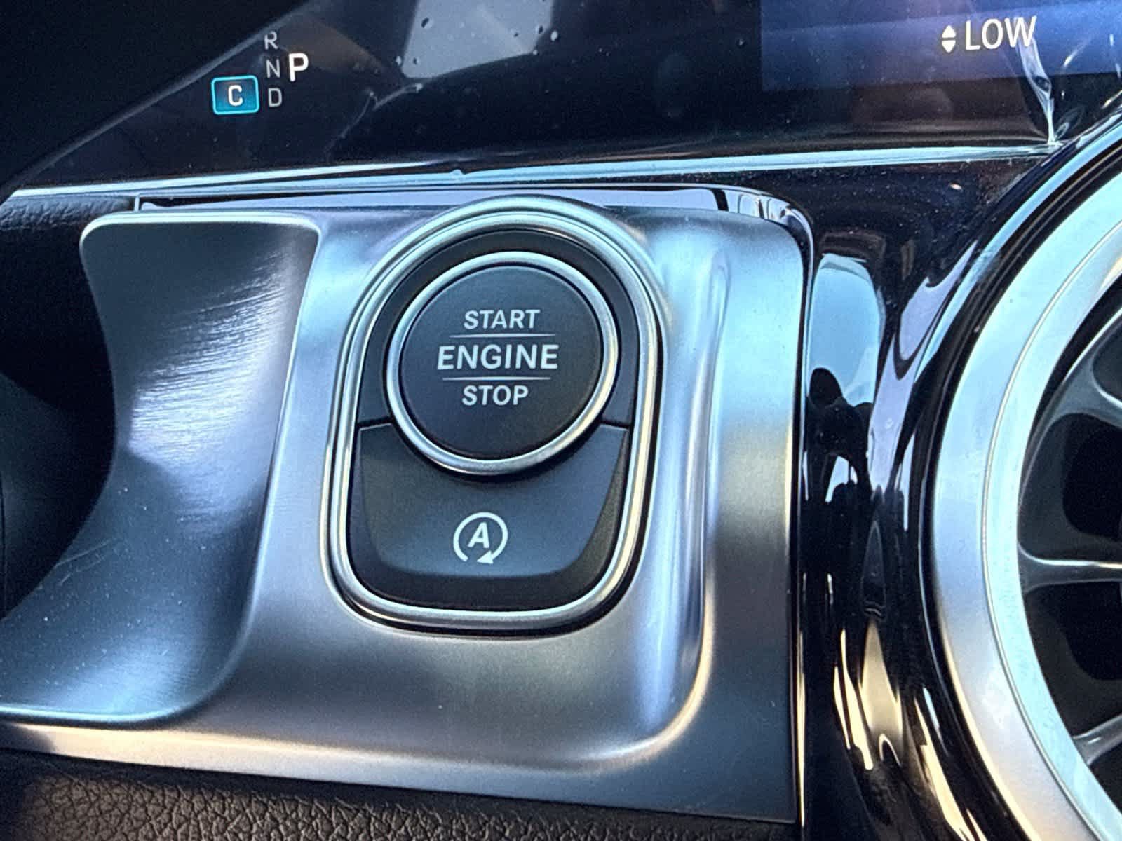New 2026 Mercedes-Benz GLB 250 4MATIC image 26