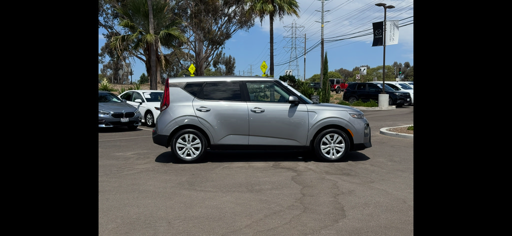 Used 2022 Kia Soul LX FWD image 30