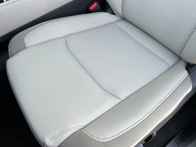 New 2026 Nissan Pathfinder SL image 11