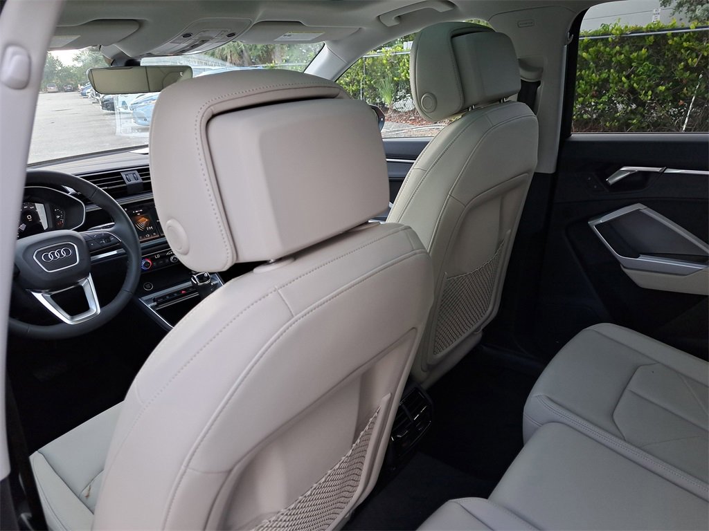 New 2025 Audi Q3 2.0T Premium Plus image 24