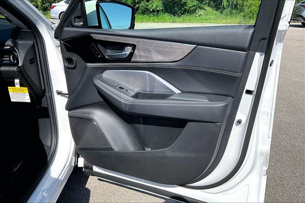 New 2026 Acura MDX SH-AWD w/ Advance Package image 17