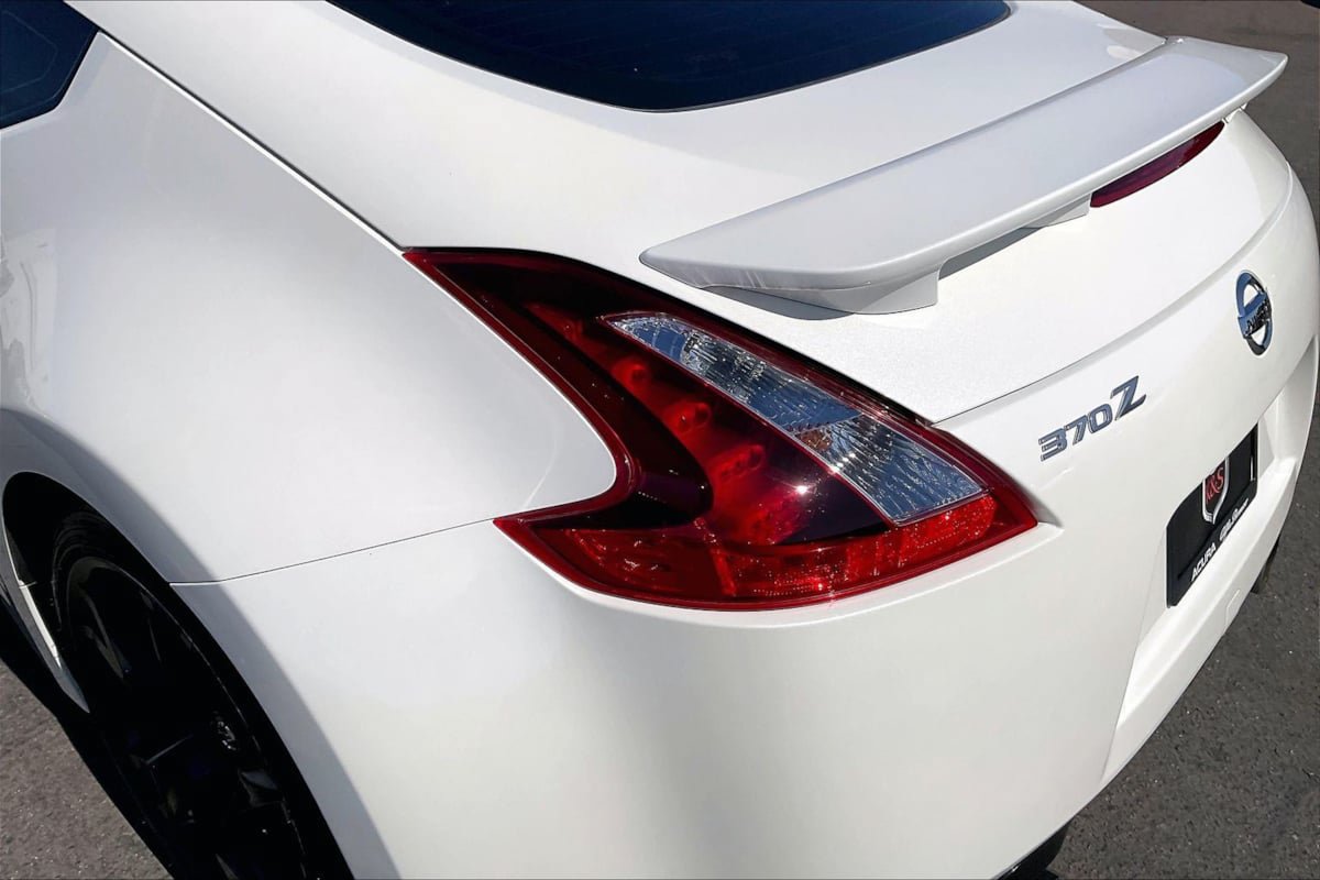 Used 2020 Nissan 370Z Coupe RWD image 24