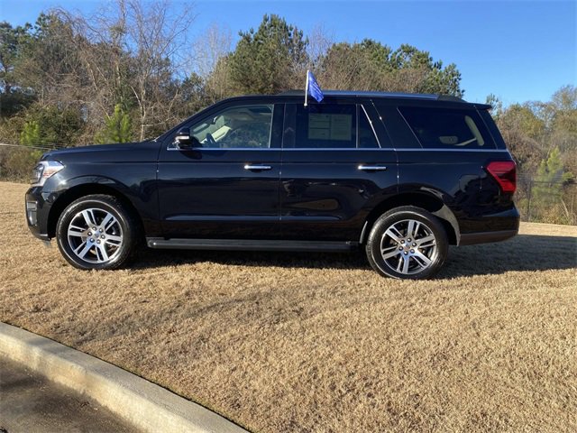 Certified 2024 Ford Expedition Limited image 10