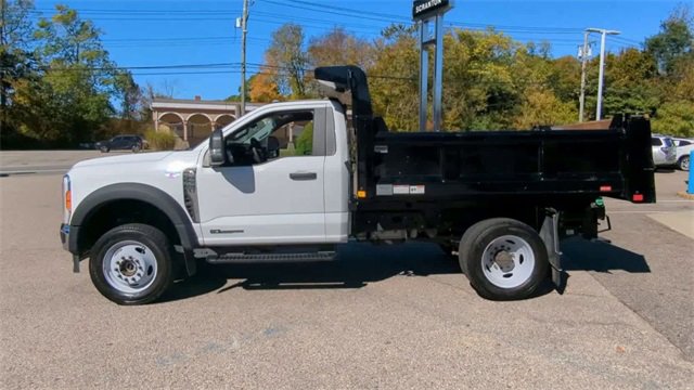 Used 2023 Ford F550 4x4 Regular Cab Super Duty image 5