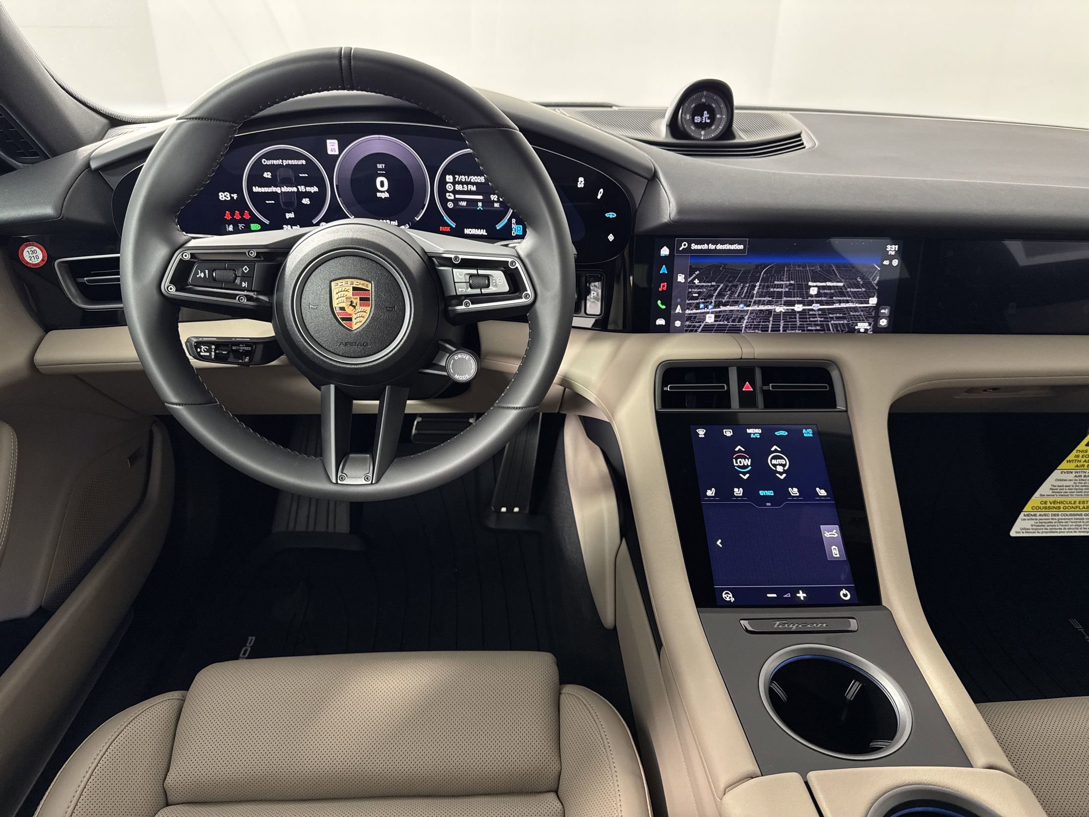 Used 2025 Porsche Taycan 4 Cross Turismo image 27