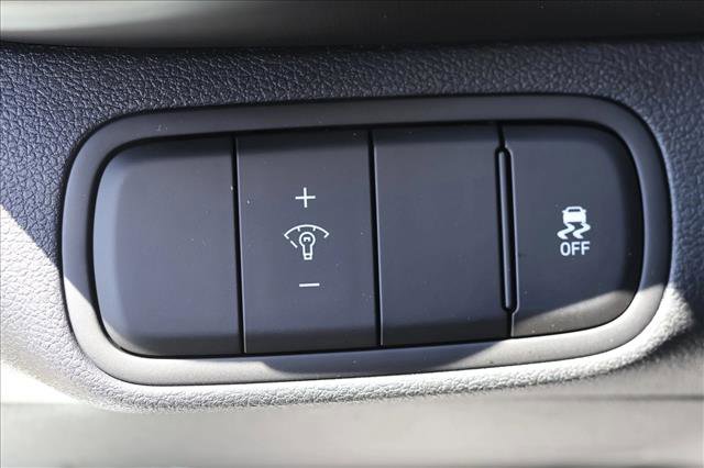 New 2026 Hyundai Venue SEL FWD image 13