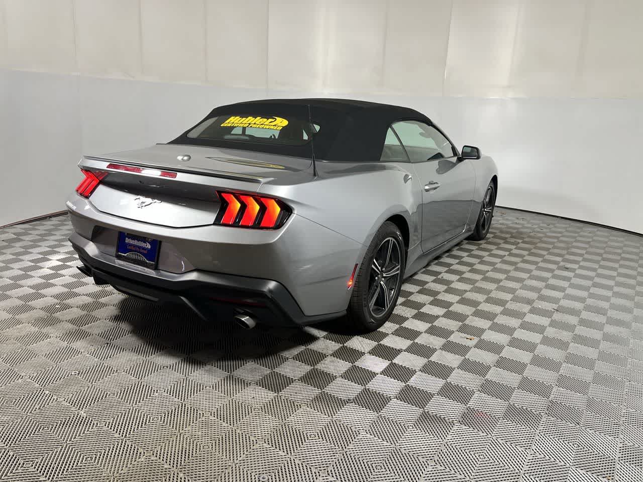 Used 2025 Ford Mustang Premium RWD image 8