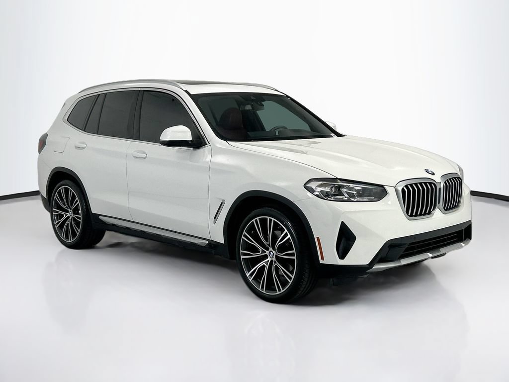 Used 2023 BMW X3 sDrive30i w/ Premium Package RWD image 3