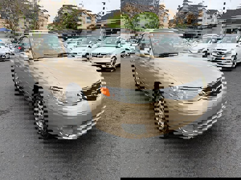 Used 2001 Toyota Solara SE image 3