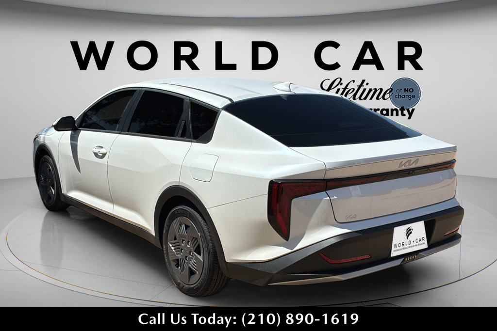 New 2026 Kia K4 FWD image 10