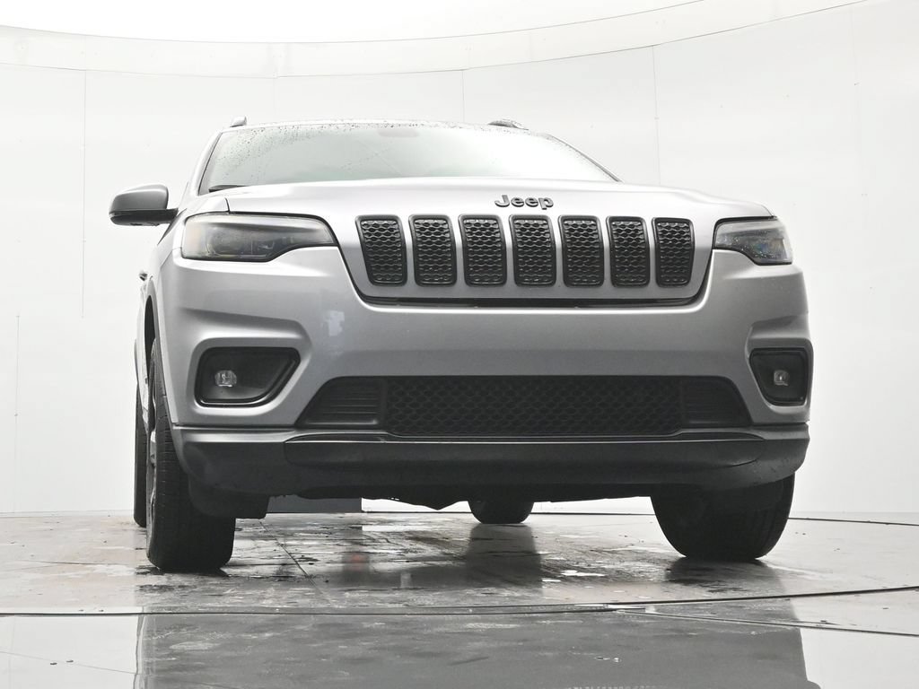 Used 2019 Jeep Cherokee Latitude Plus AWD/4WD image 36