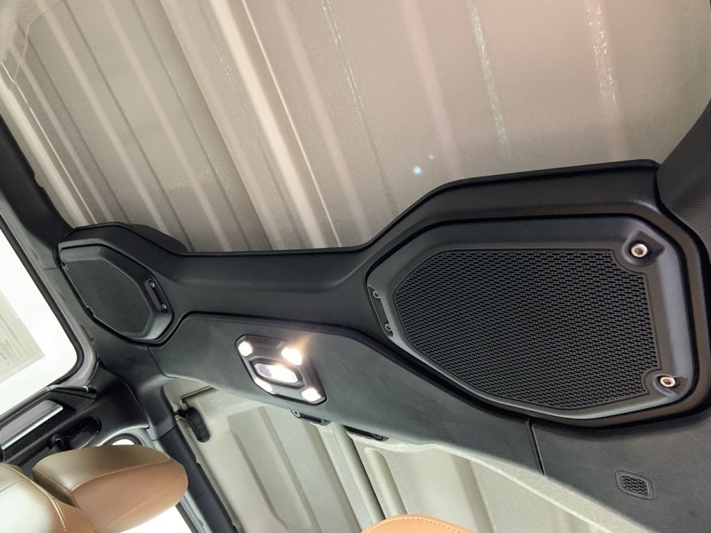 Used 2021 Jeep Wrangler Unlimited Sahara image 14