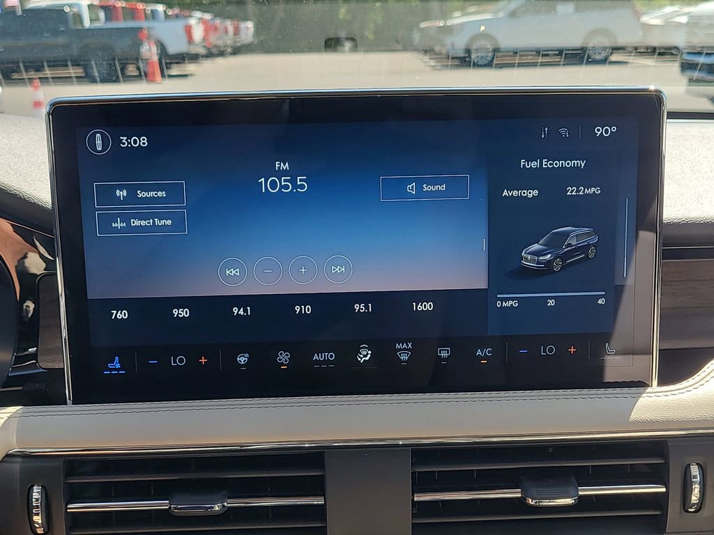 Used 2025 Lincoln Corsair Reserve w/ Jet Appearance Package image 21