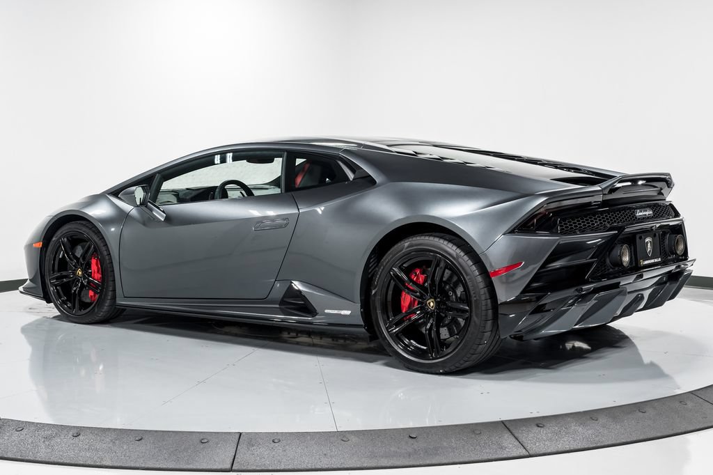 Used 2021 Lamborghini Huracan EVO RWD image 5
