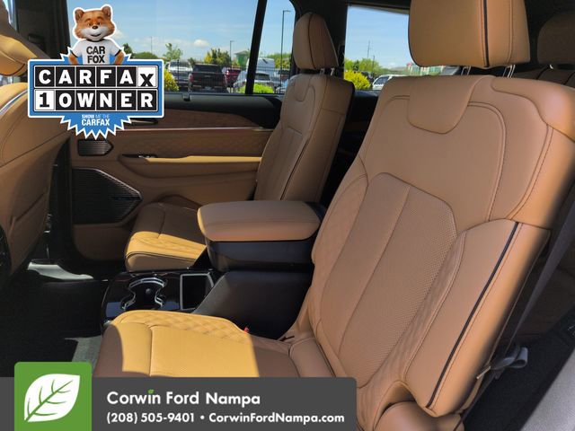 Used 2025 Jeep Grand Cherokee L Summit AWD/4WD image 25