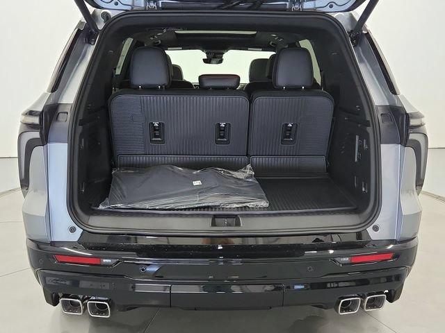 New 2026 Chevrolet Traverse RS w/ LPO, Floor Liner Package FWD image 37