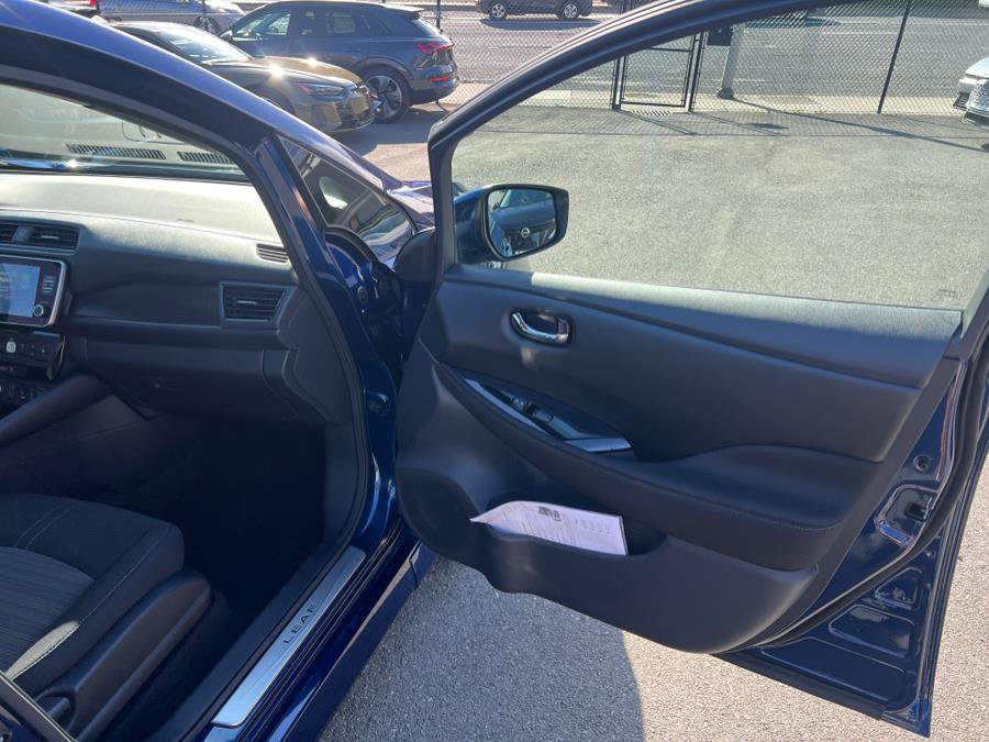 Used 2024 Nissan Leaf SV Plus image 35