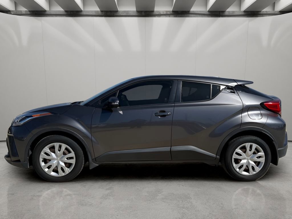 Used 2021 Toyota C-HR LE image 2