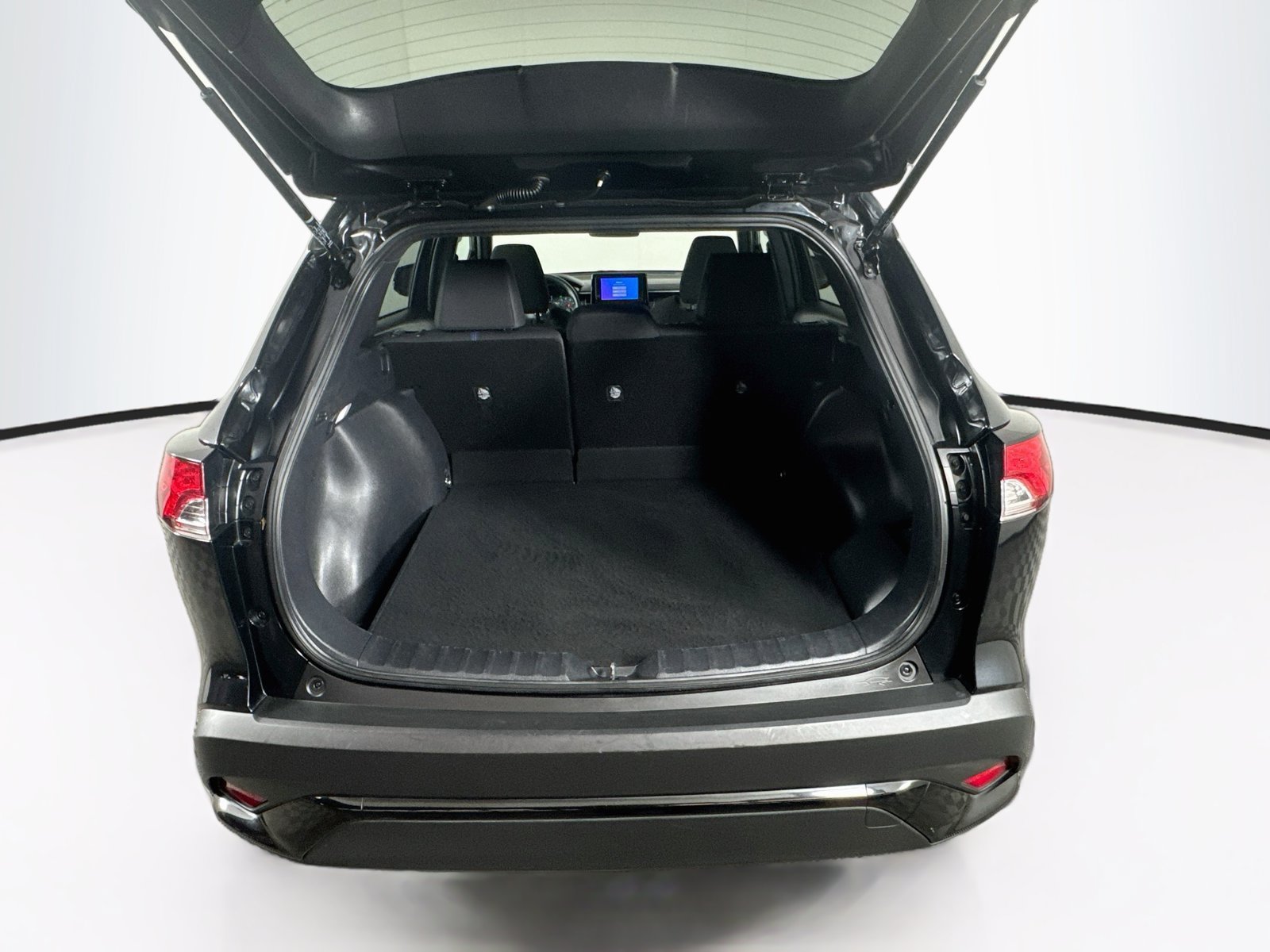 Certified 2025 Toyota Corolla Cross AWD Hybrid image 24