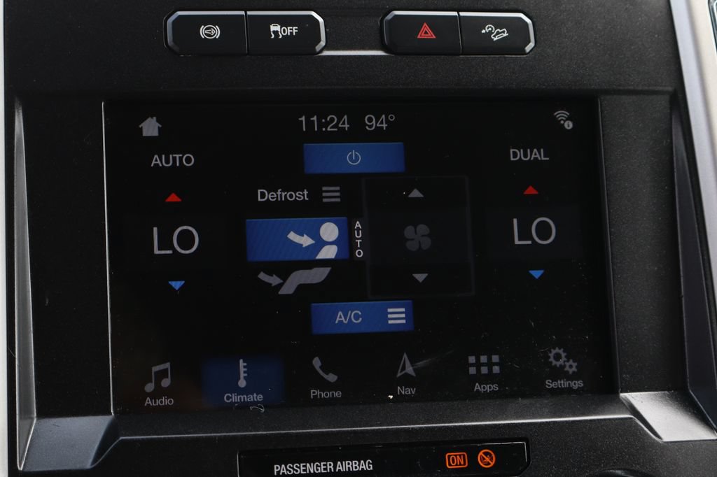 Used 2018 Ford F250 Lariat w/ Lariat Value Package AWD/4WD image 39