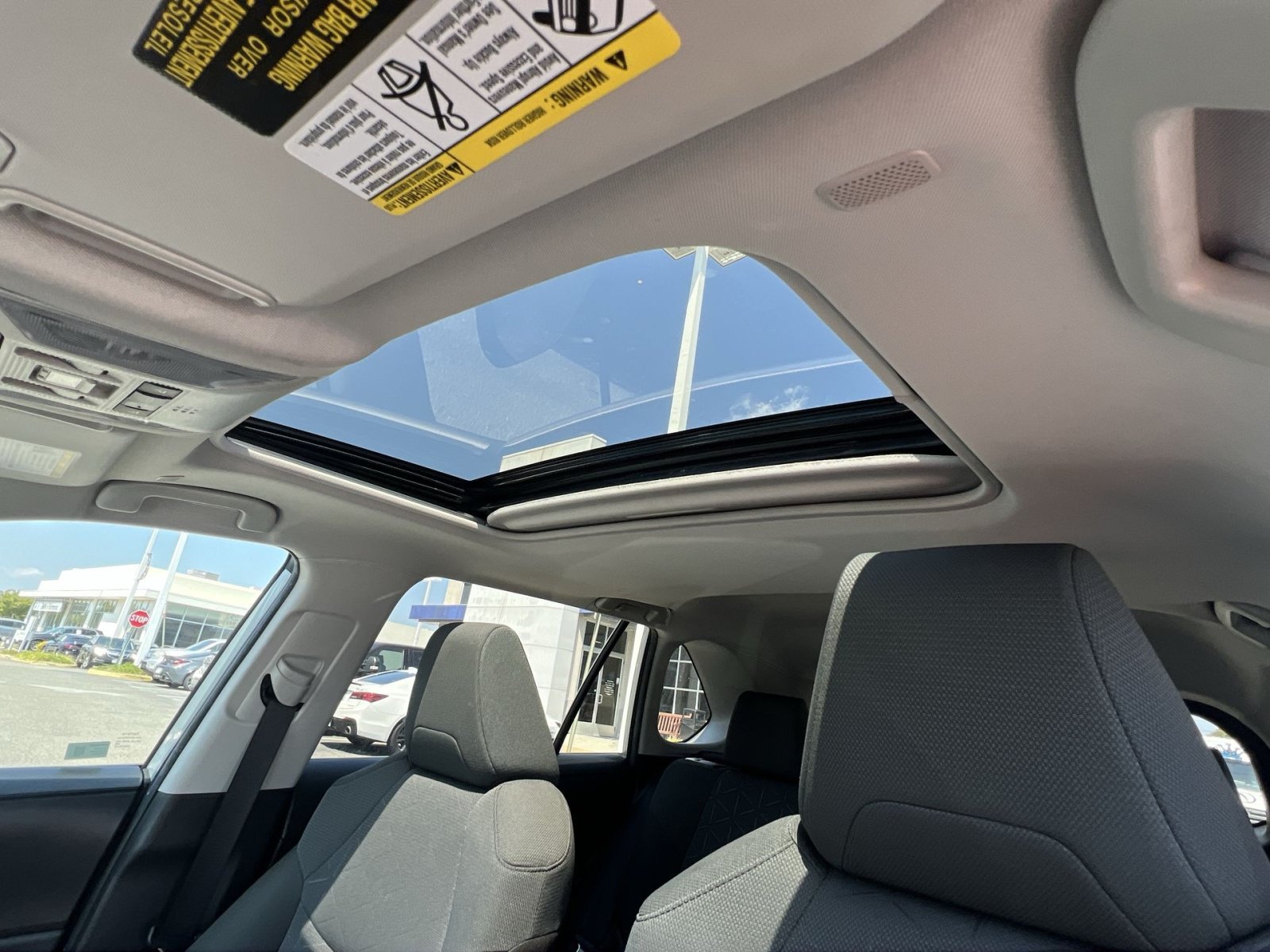 Used 2023 Toyota RAV4 XLE w/ Convenience Package FWD image 21